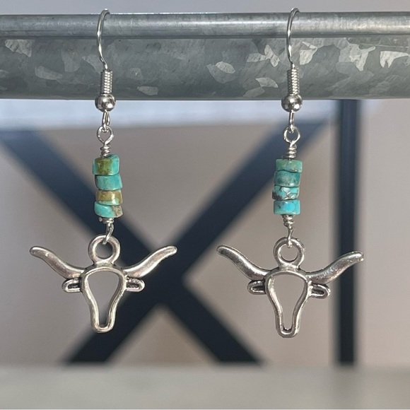 Jewelry - Steer turquoise earrings